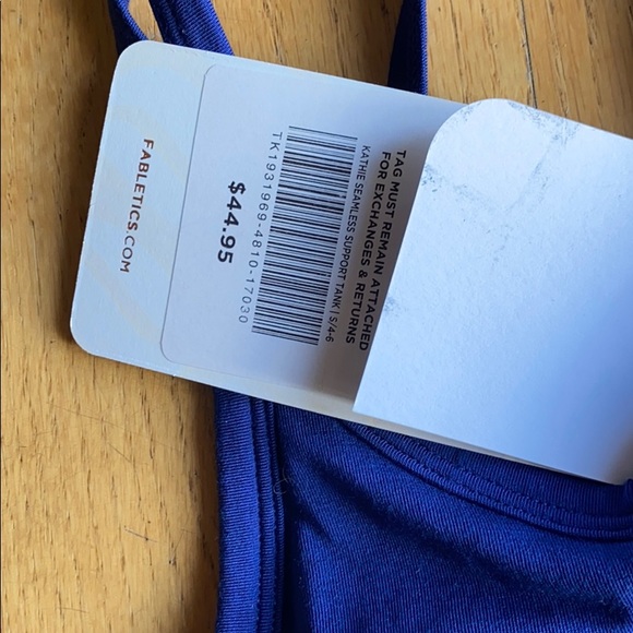 Fabletics small workout tank NEW - Picture 3 of 4